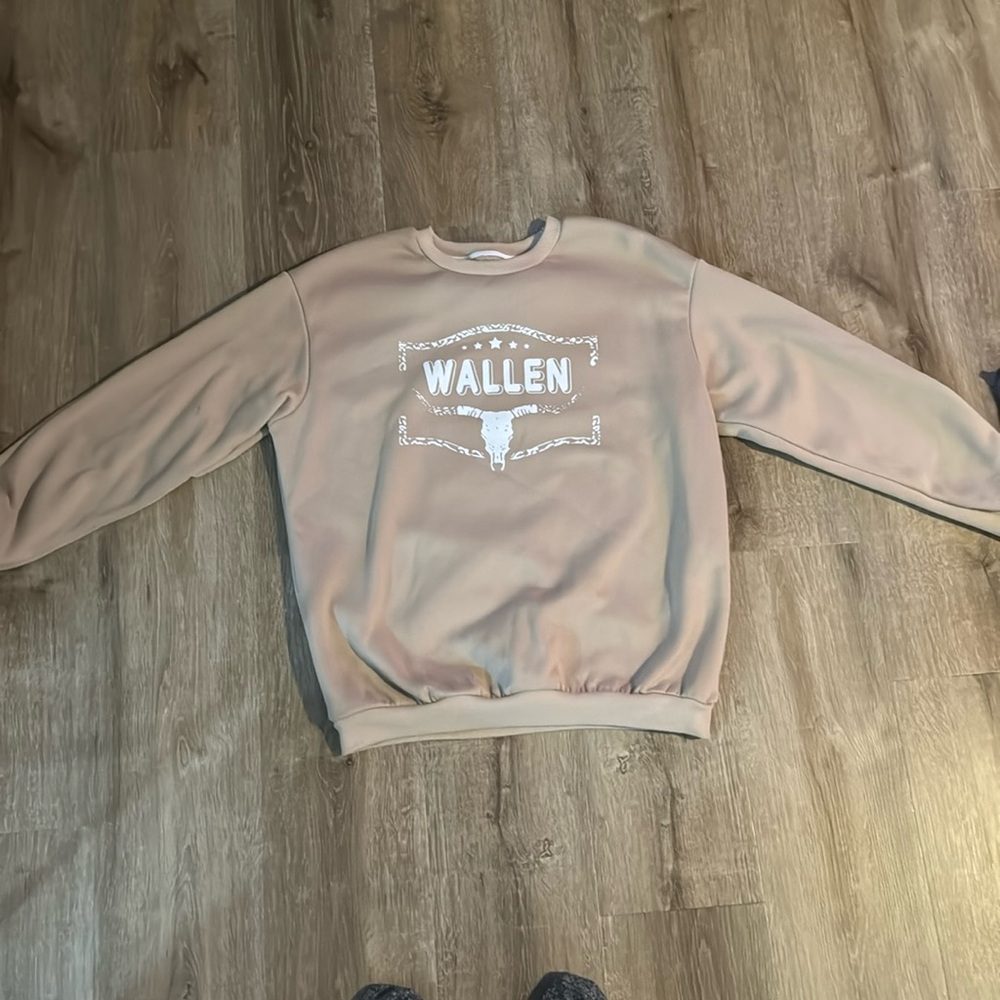 Morgan Wallen Graphic Sweatshirt!
